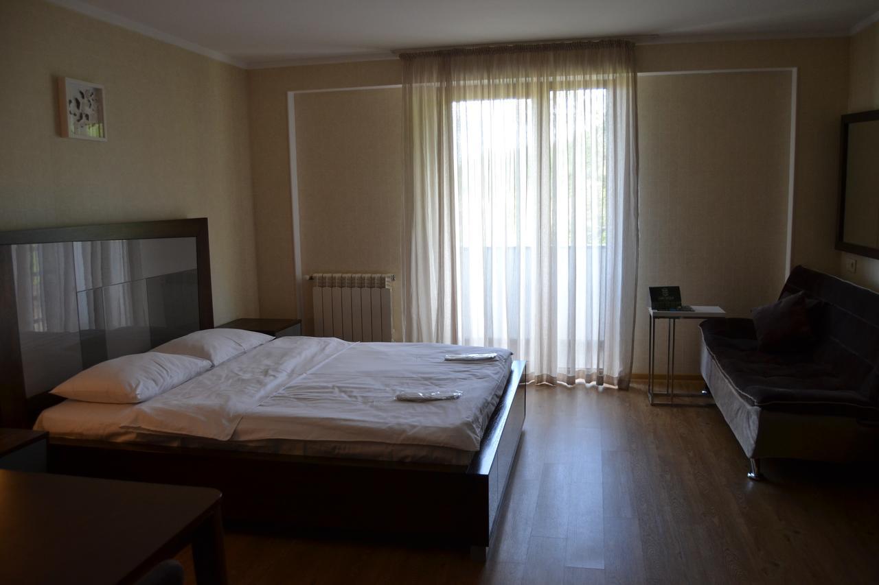 Orbi Palace Eleonora Бакуриани Екстериор снимка